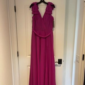 *NEW* With Tags V-Neck Maxi Dress - Magenta